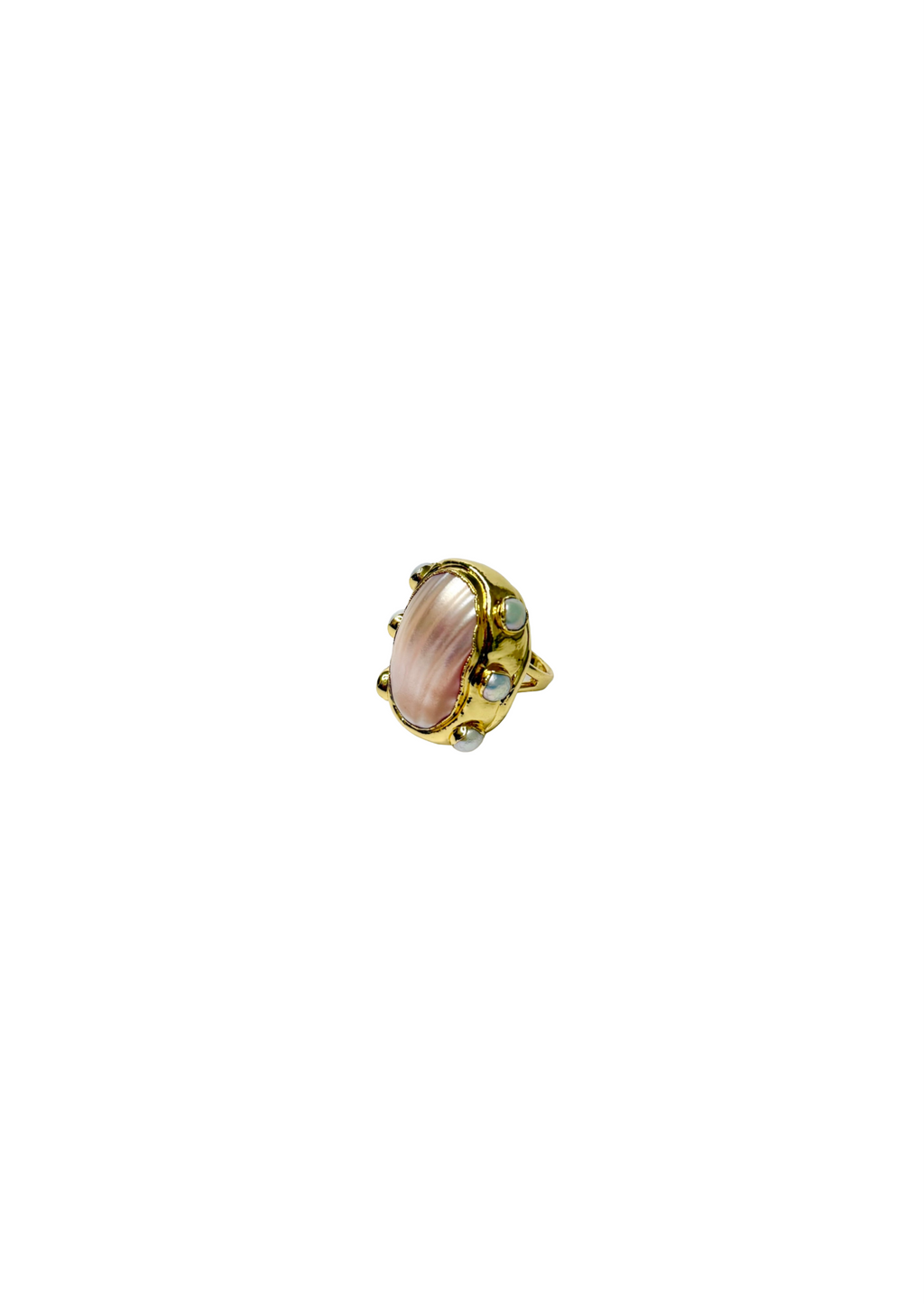 Nessa ring