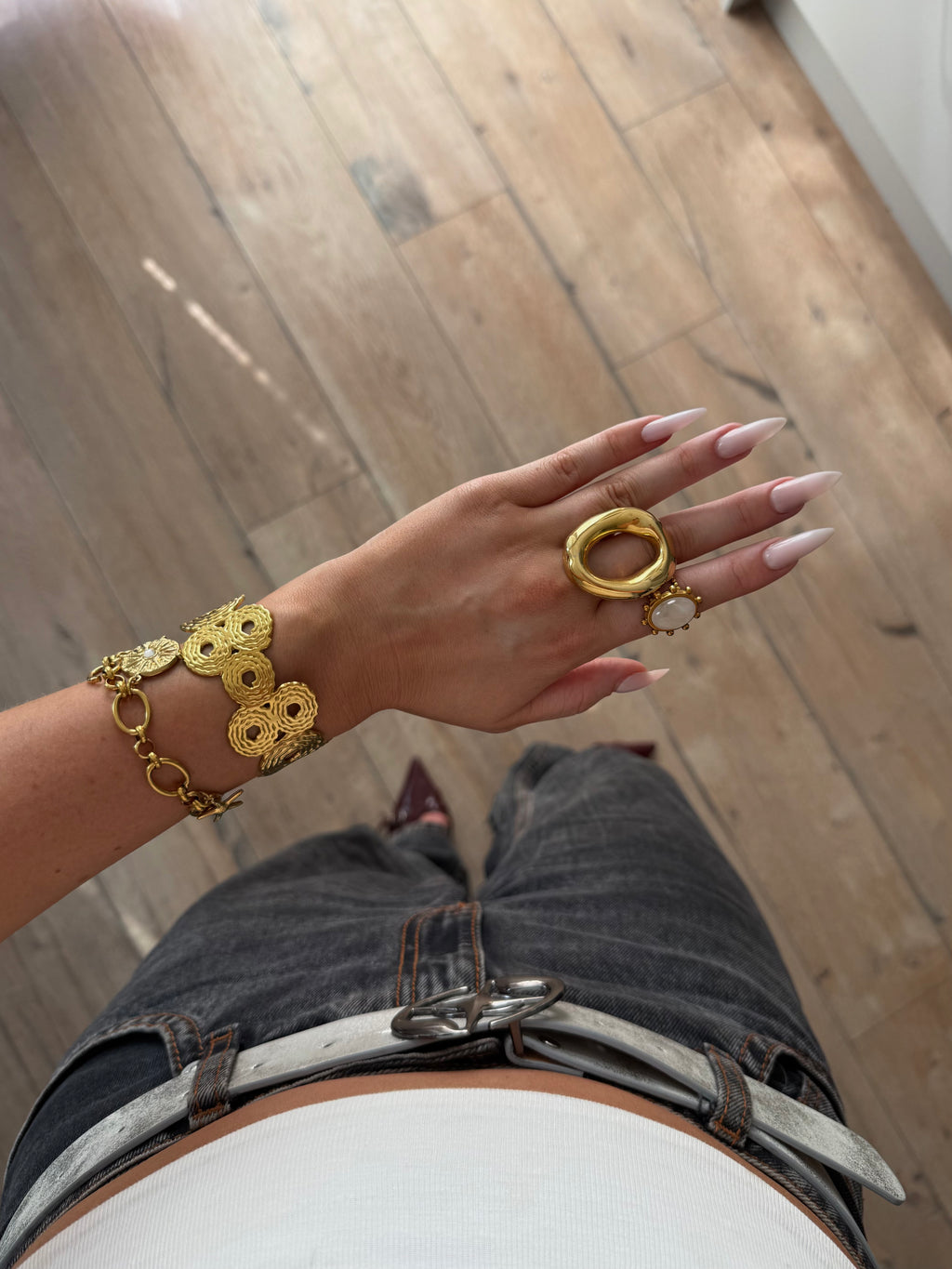 Hera bangle