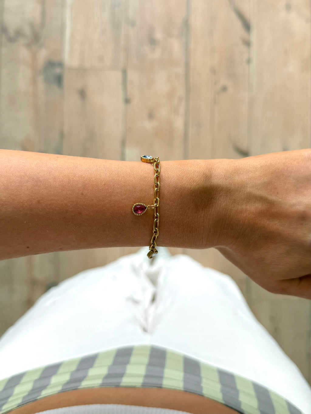 Hina bracelet