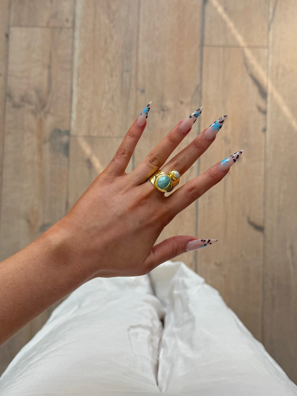 Kaela ring