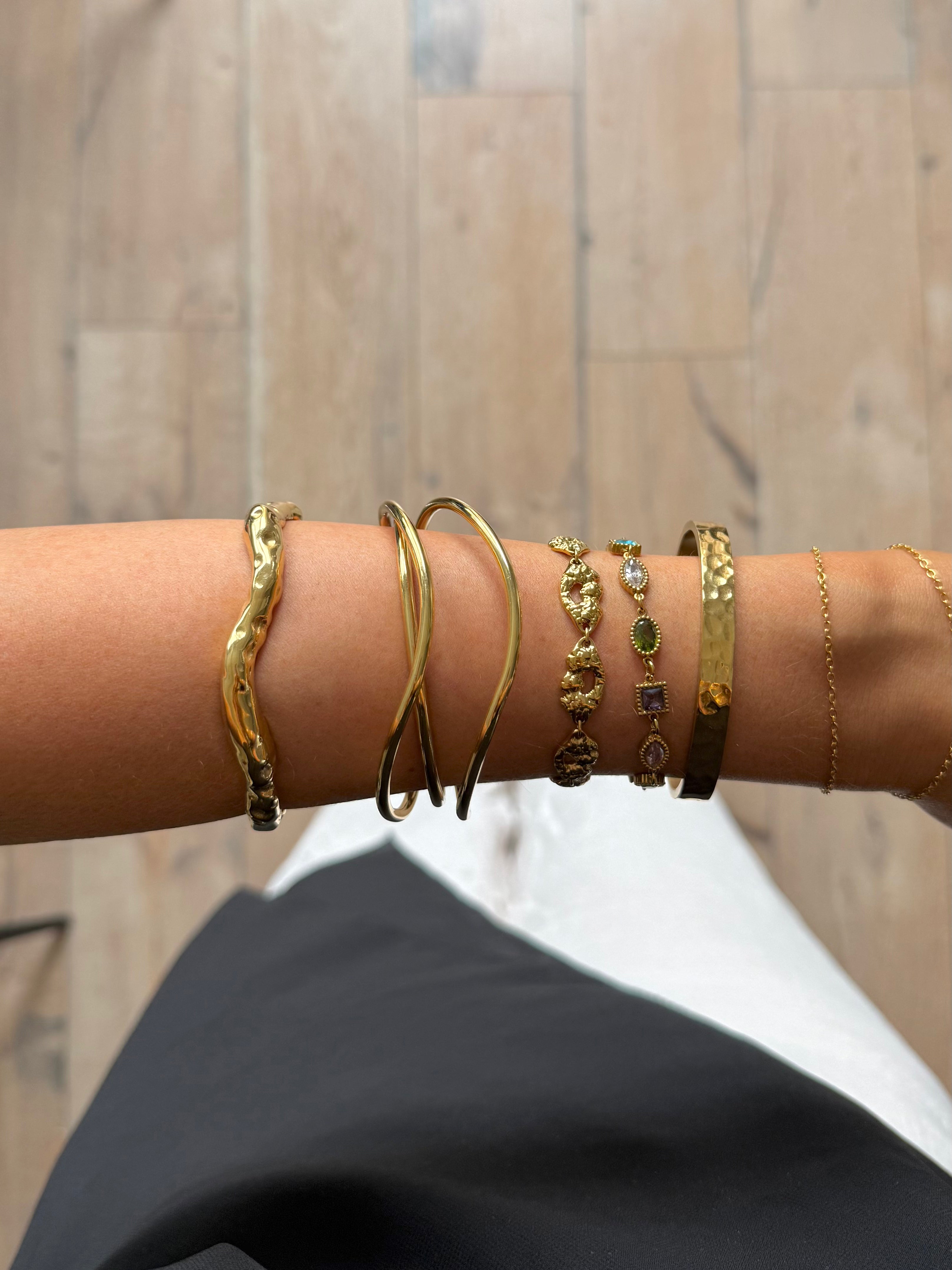 Noa bangle
