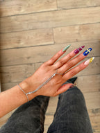 Riley hand chain silver